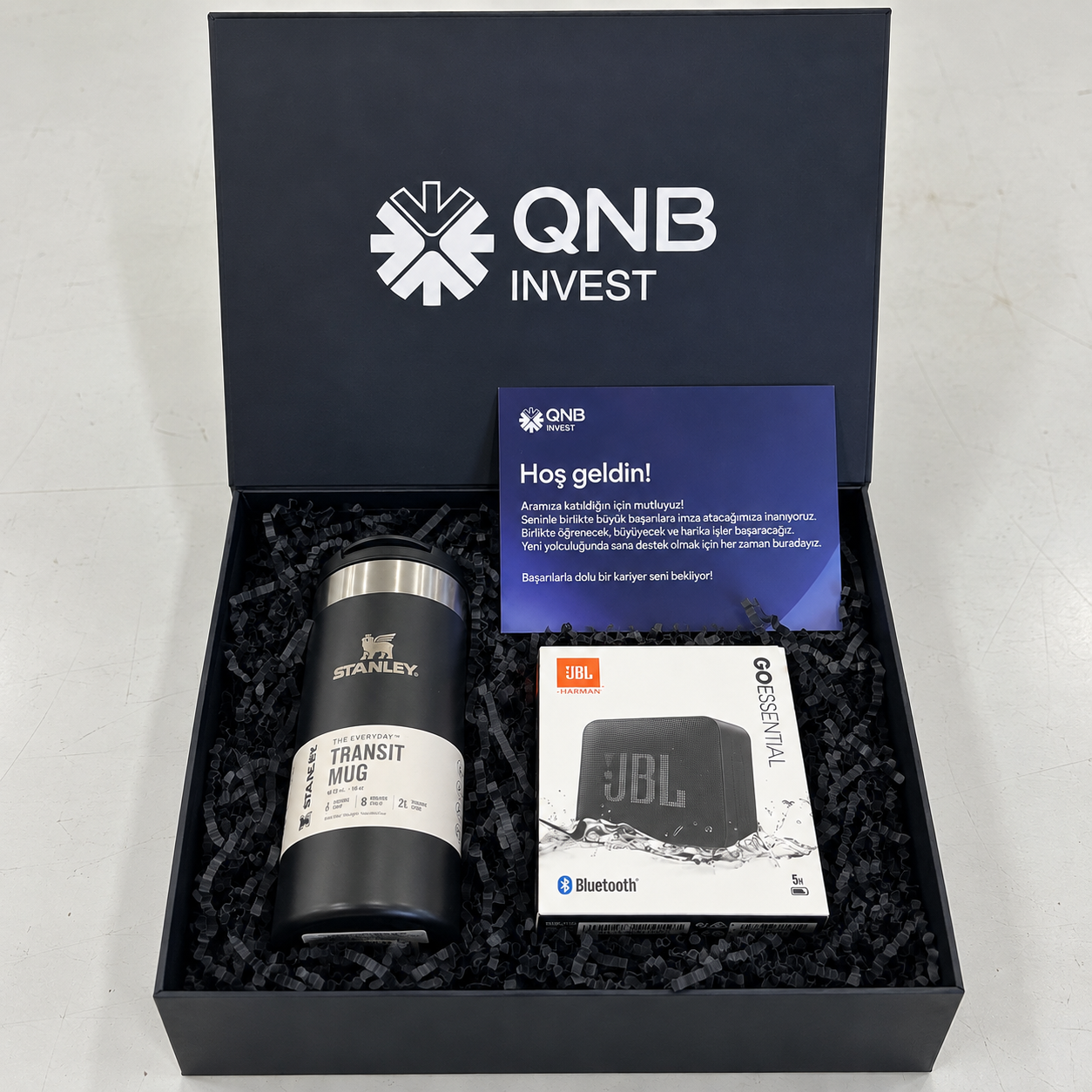 qnb-invest-icin-premium-welcome-kit-kurumsal-hos-geldin-hediye-kutusu
